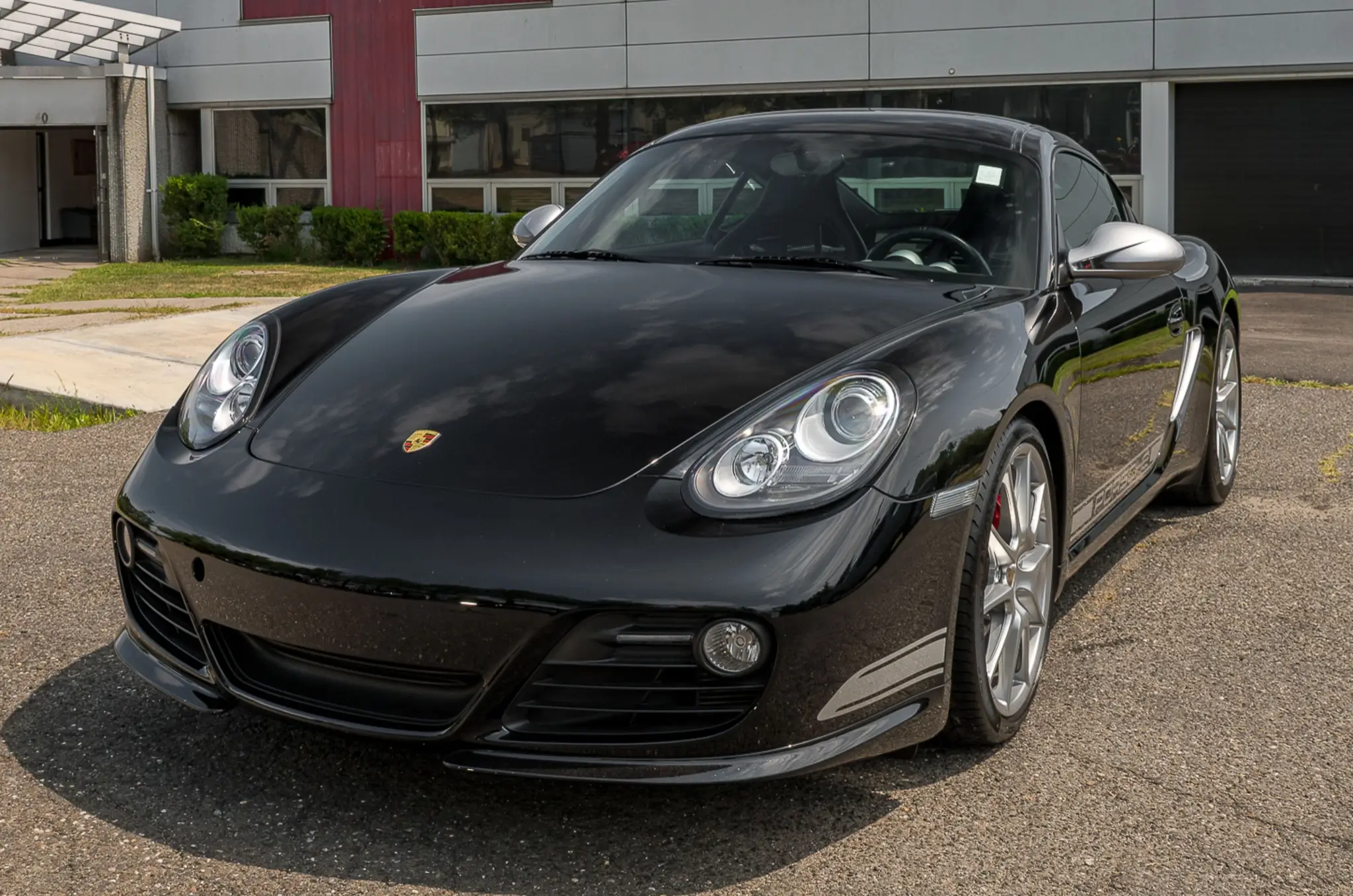 2012 Porsche Cayman R sold for $72,500