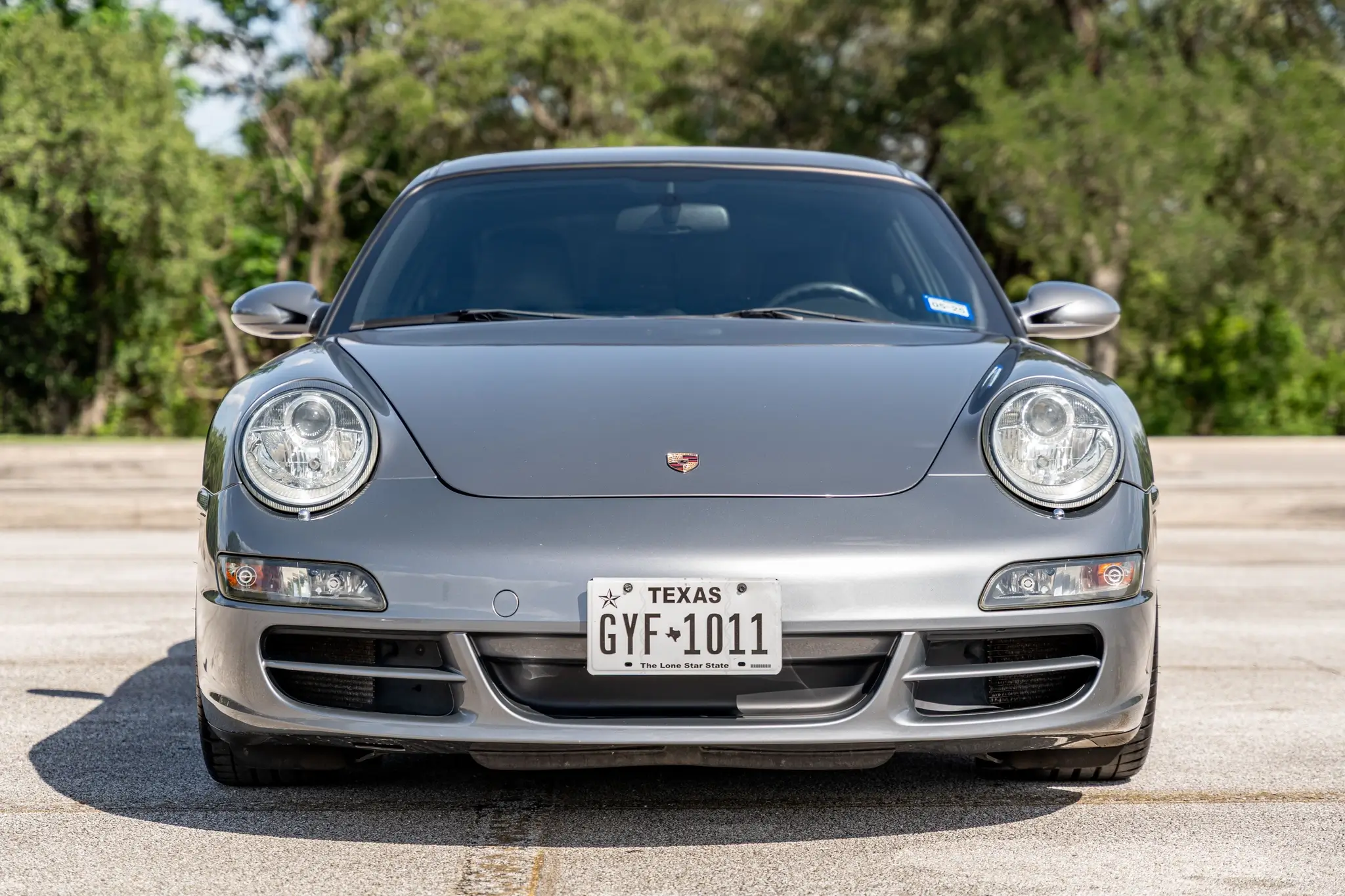 2005 Porsche 911 Carrera sold for $44,500