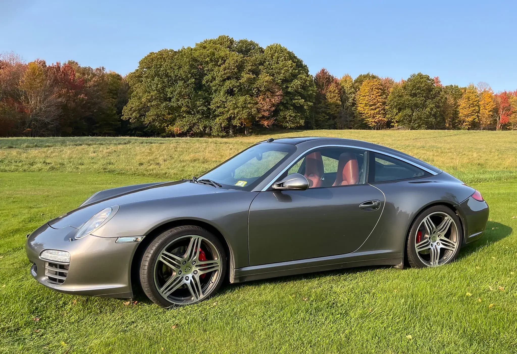2009 Porsche Targa 4S sold for $60,997