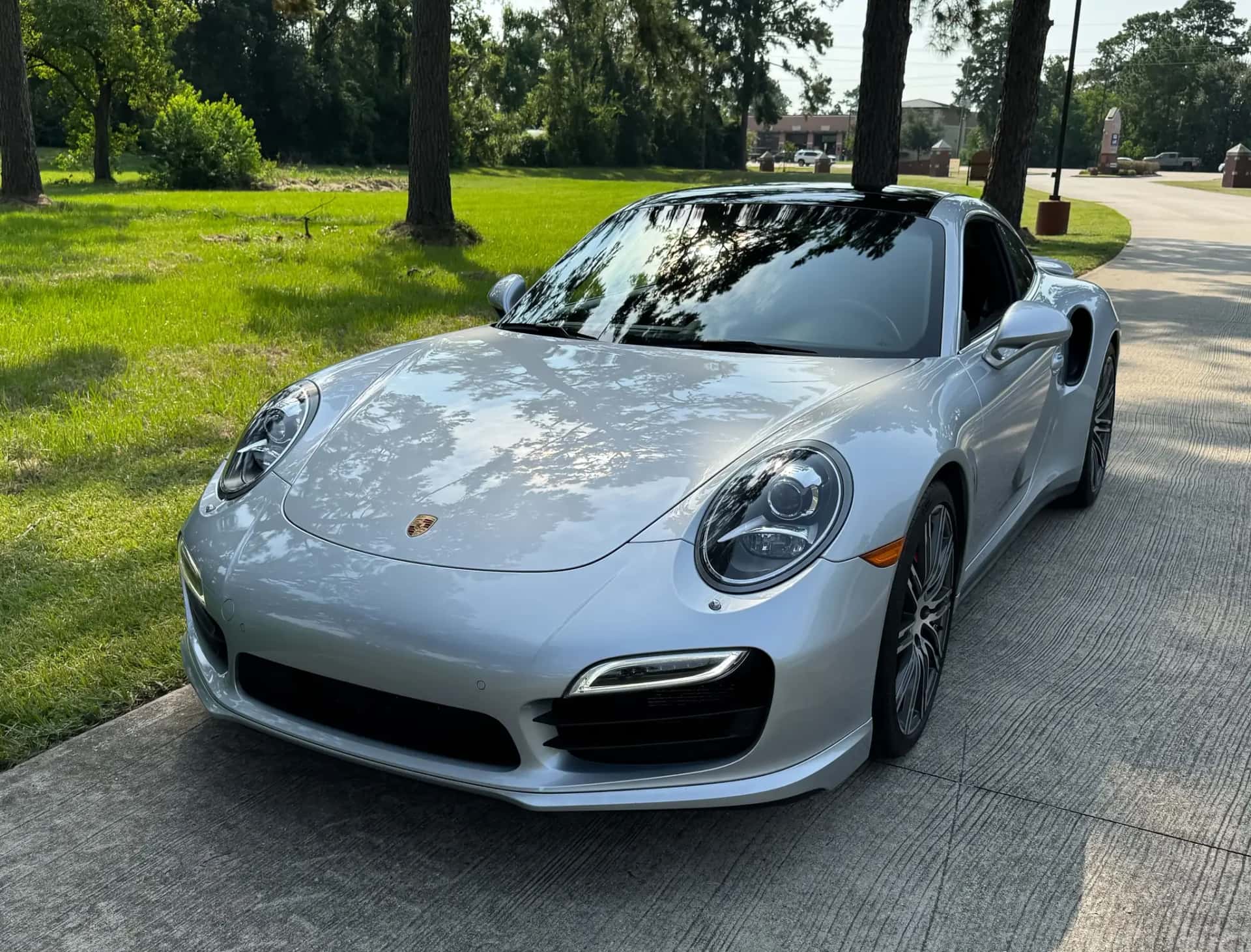 2015 Porsche 911 Turbo sold for $92,000