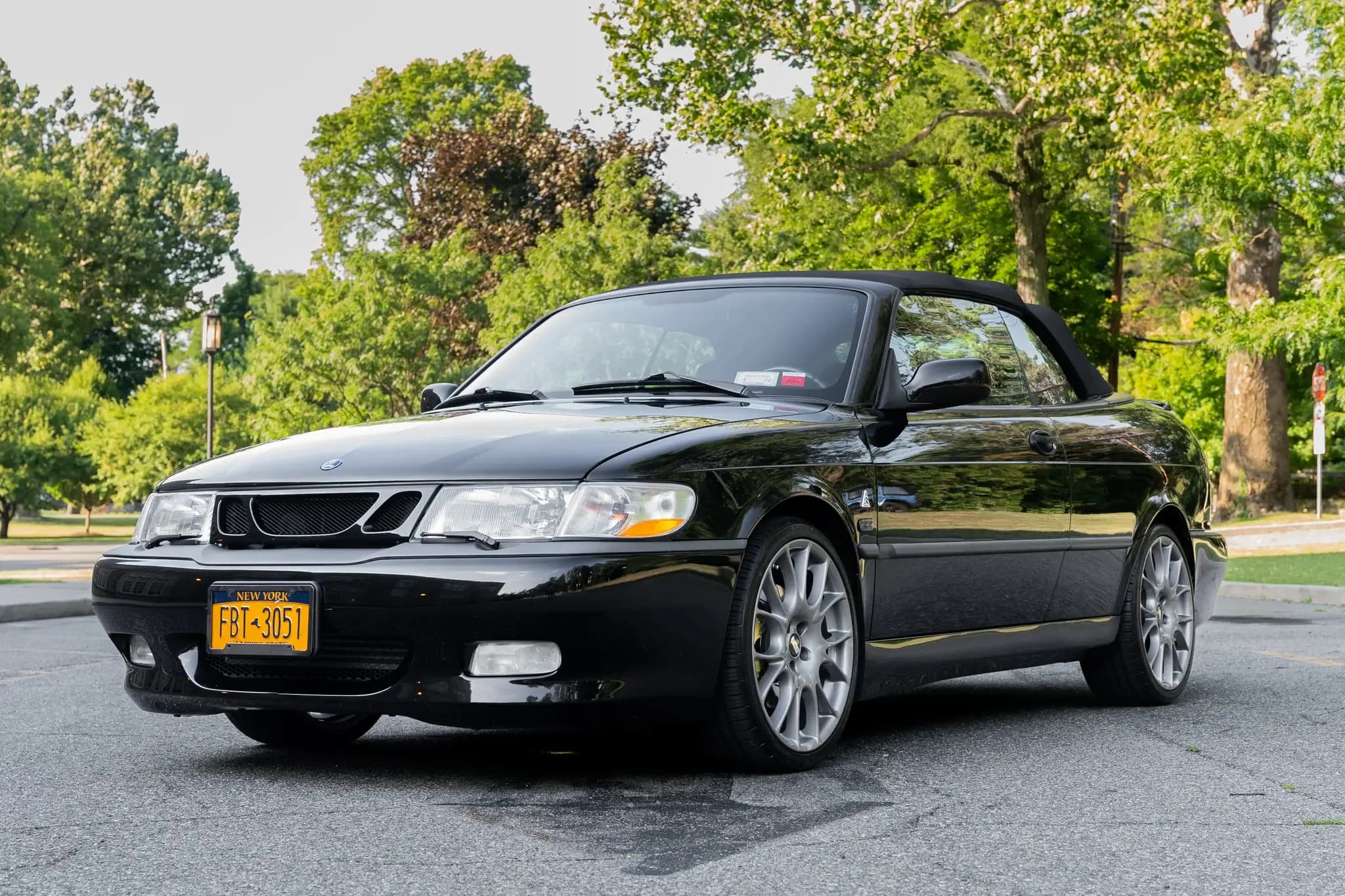 2002 Saab 9-3 Viggen Convertible sold for $9,000