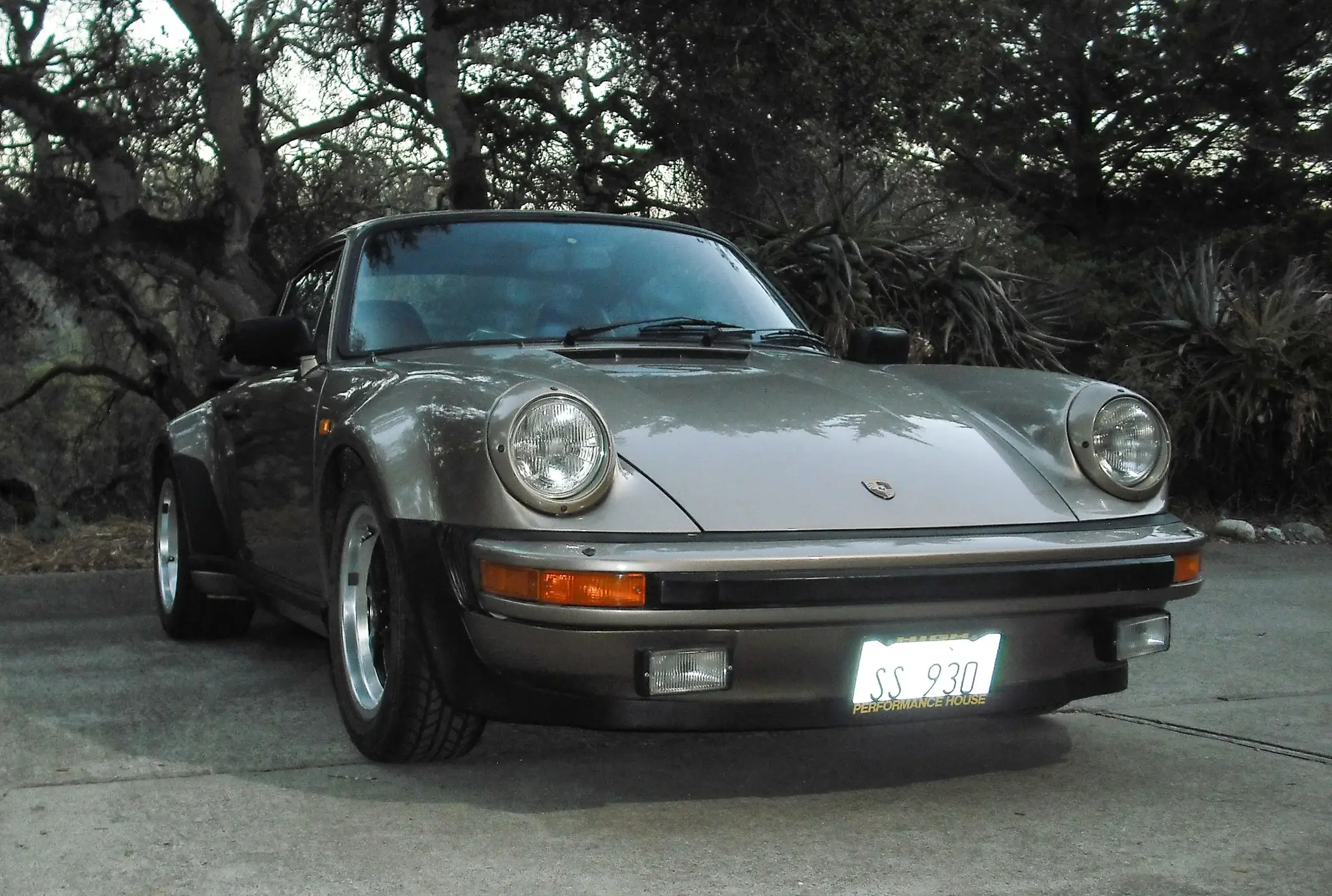 1981 Porsche 930 Turbo sold for $120,000