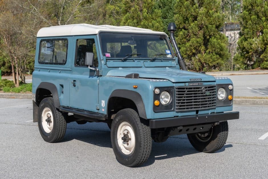 1985 Land Rover 90 / Defender 90 (Euro Spec) sold for $18,100
