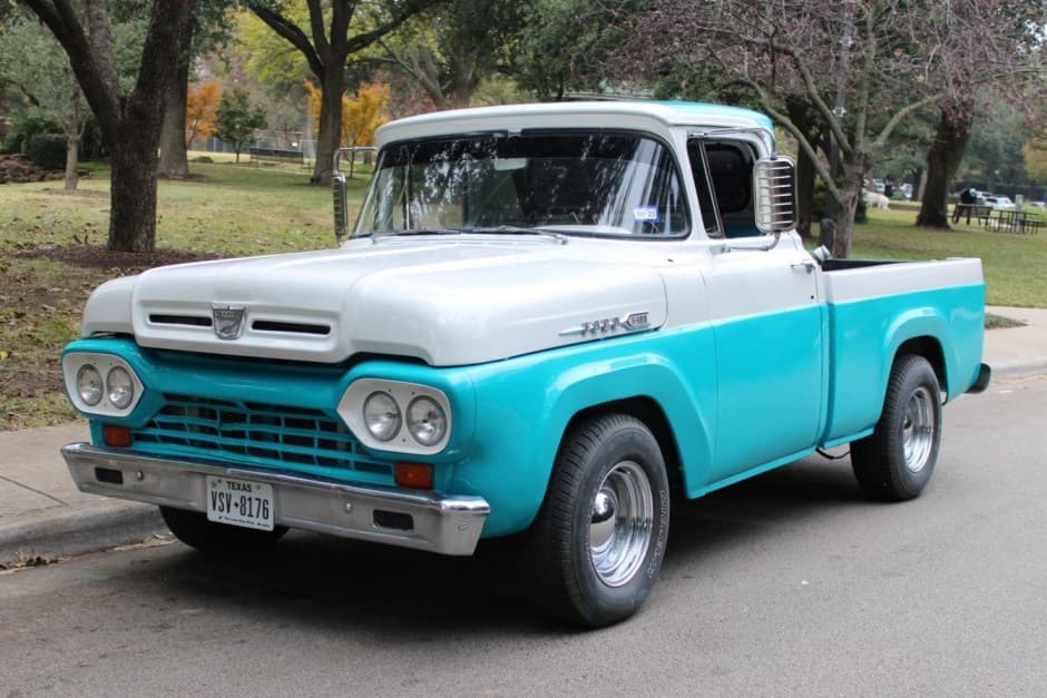 1960 Ford F-Series 1957-1960 sold for $7,300