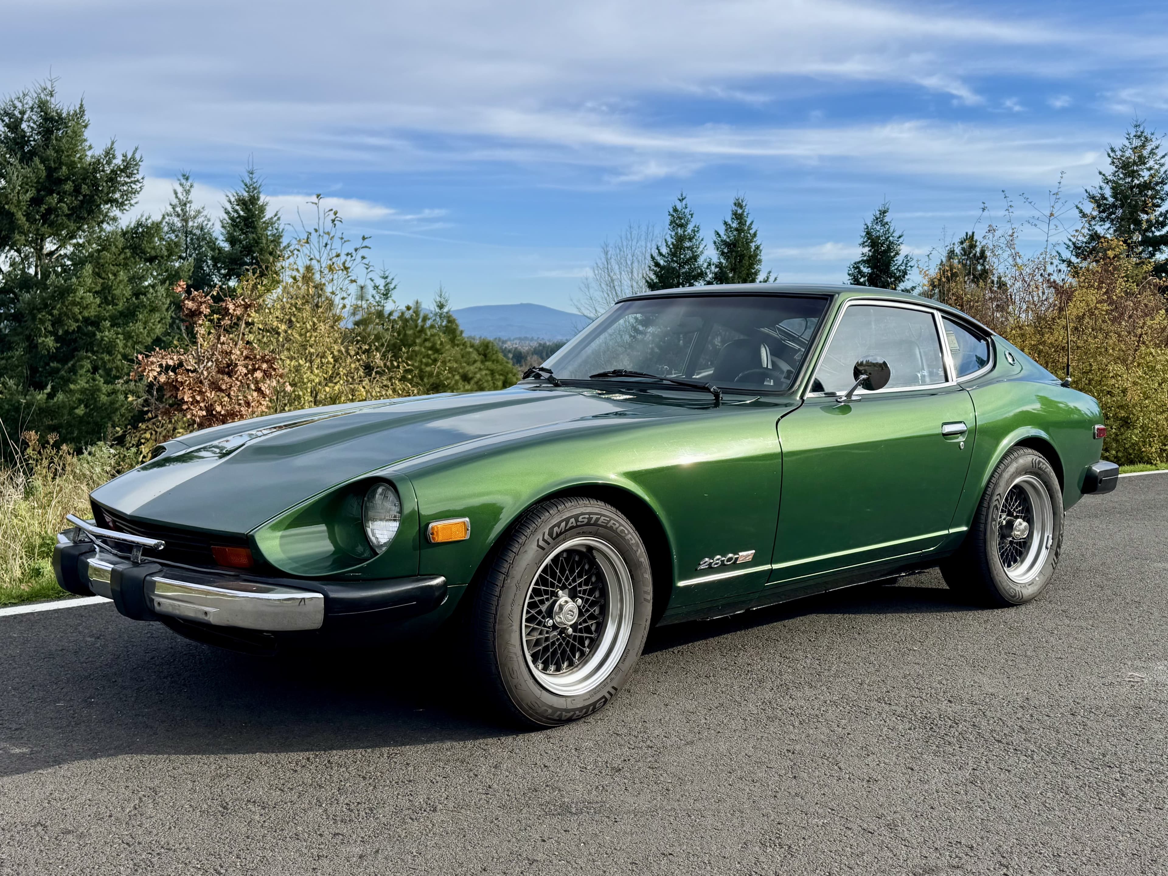 1976 Datsun 280Z sold for $10,000