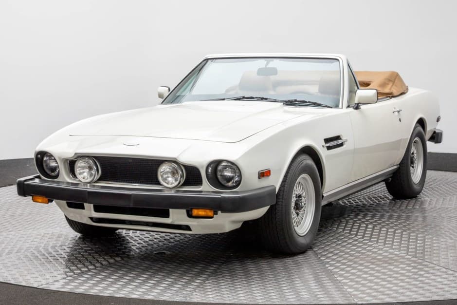 1987 Aston Martin V8 (1977-1989) sold for $175,000