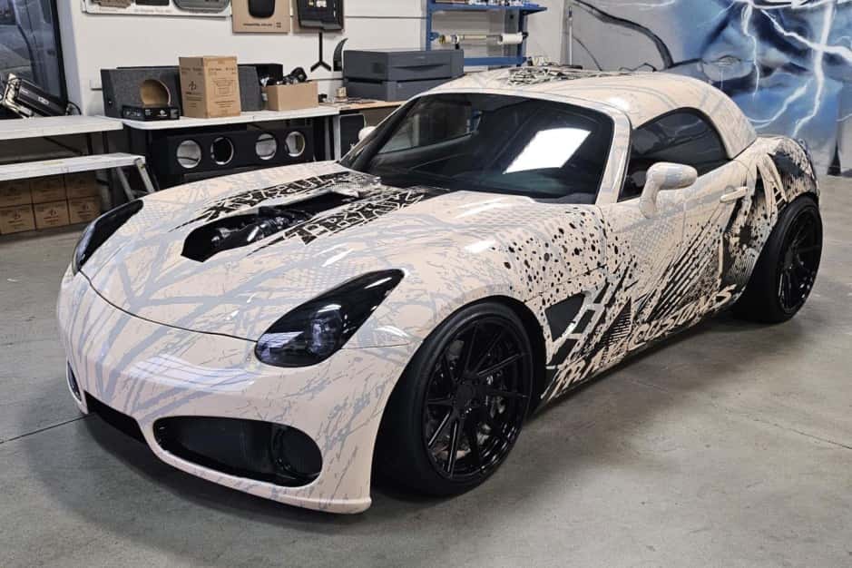 2006 Pontiac Solstice sold for $18,500