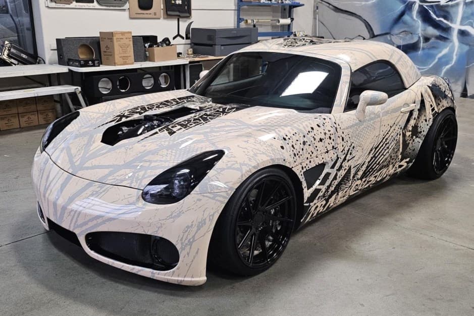 2006 Pontiac Solstice sold for $18,500