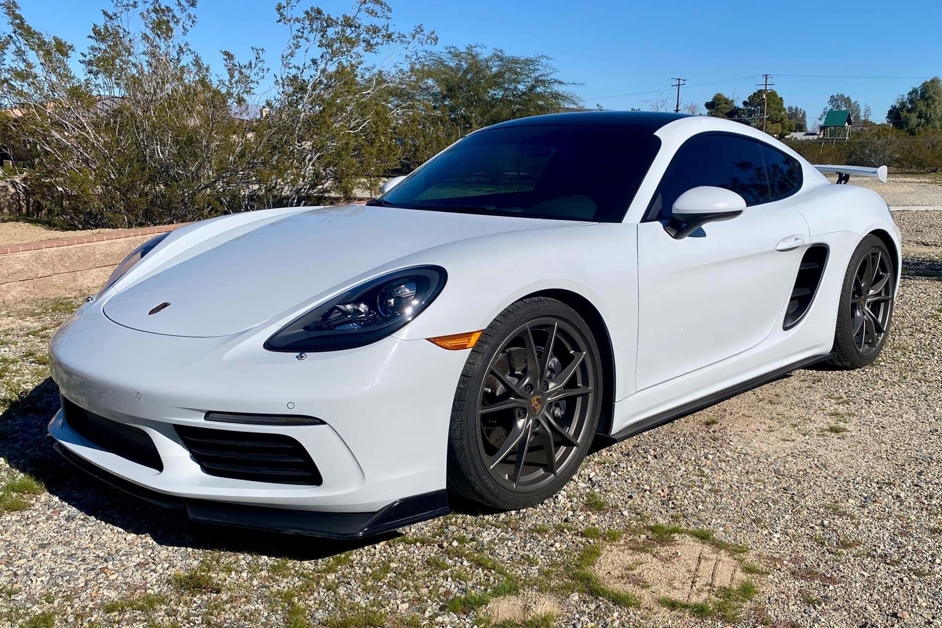 2018 Porsche 718 Cayman sold for $40,718