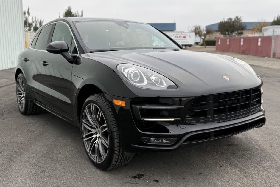 2015 Porsche Macan sold for $20,250