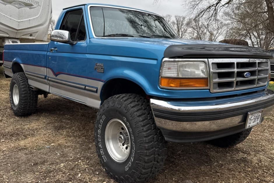 1995 Ford F-Series 1992-1997 sold for $13,000
