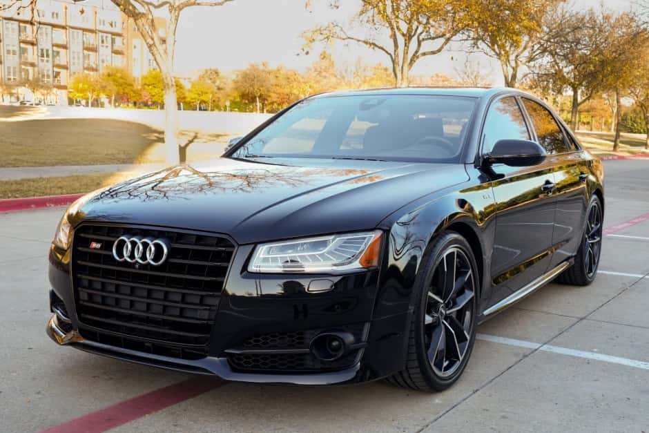 2017 Audi S8 sold for $57,555