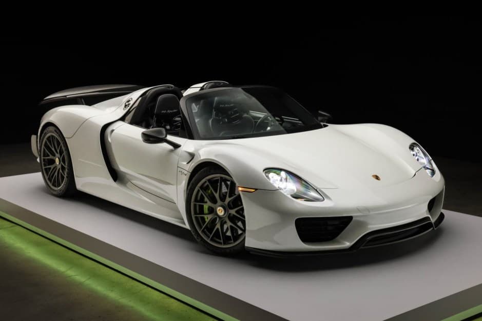 2015 Porsche 918 Spyder sold for $3,112,000