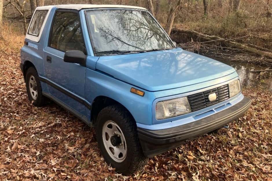 1995 Geo Tracker/Suzuki Sidekick sold for $5,600