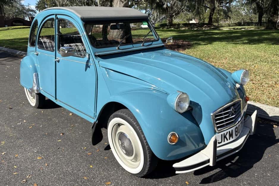1983 Citroen 2CV sold for $16,750