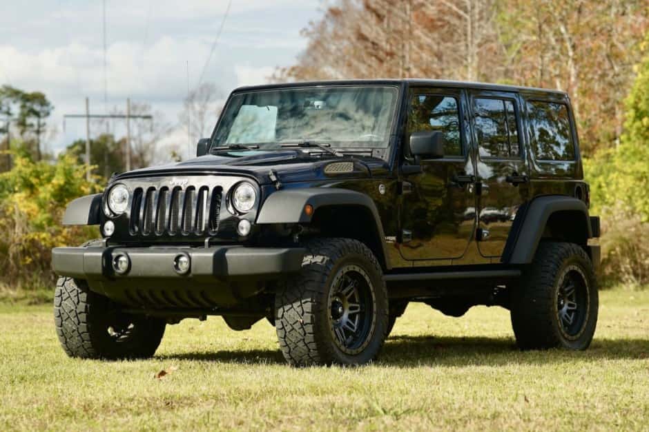 2018 Jeep Wrangler JK (2007-2018) sold for $38,000
