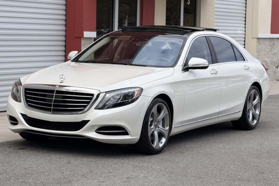 2014 Mercedes-Benz W222 S-Class sold for $25,000