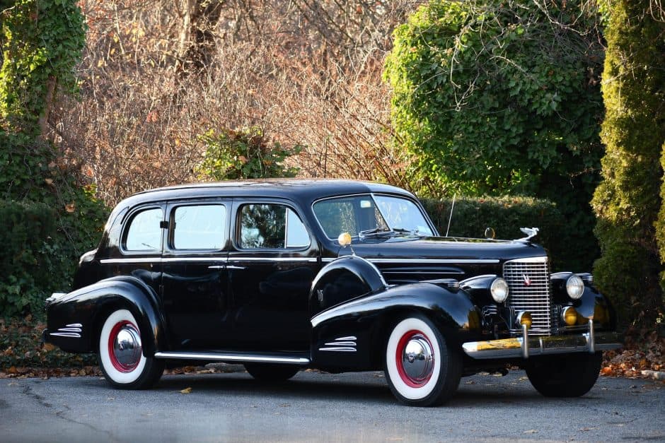 1939 Cadillac V16 sold for $44,000