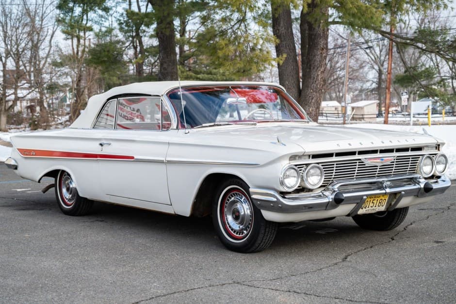 1961 Chevrolet Impala (1961-1964) sold for $75,500