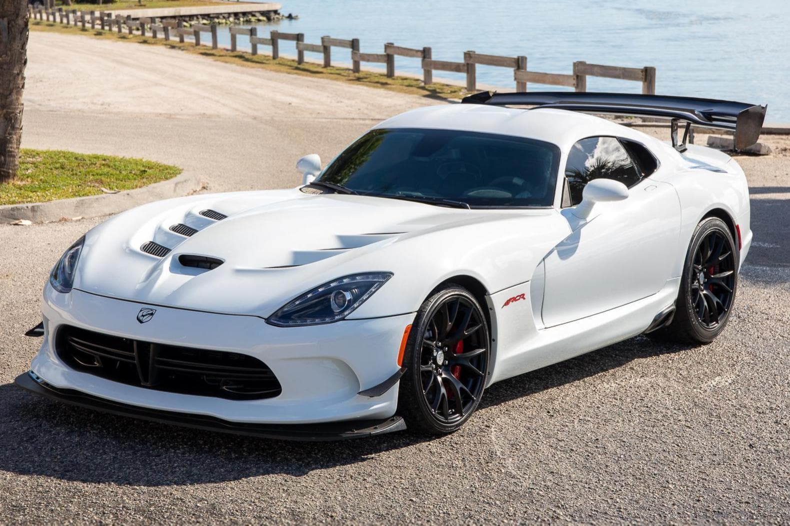 2016 Dodge Viper sold for $225,000