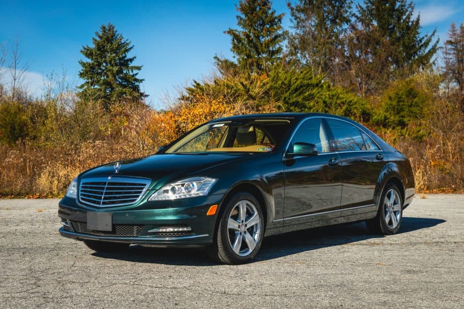 2013 Mercedes-Benz W221 S-Class sold for $14,000