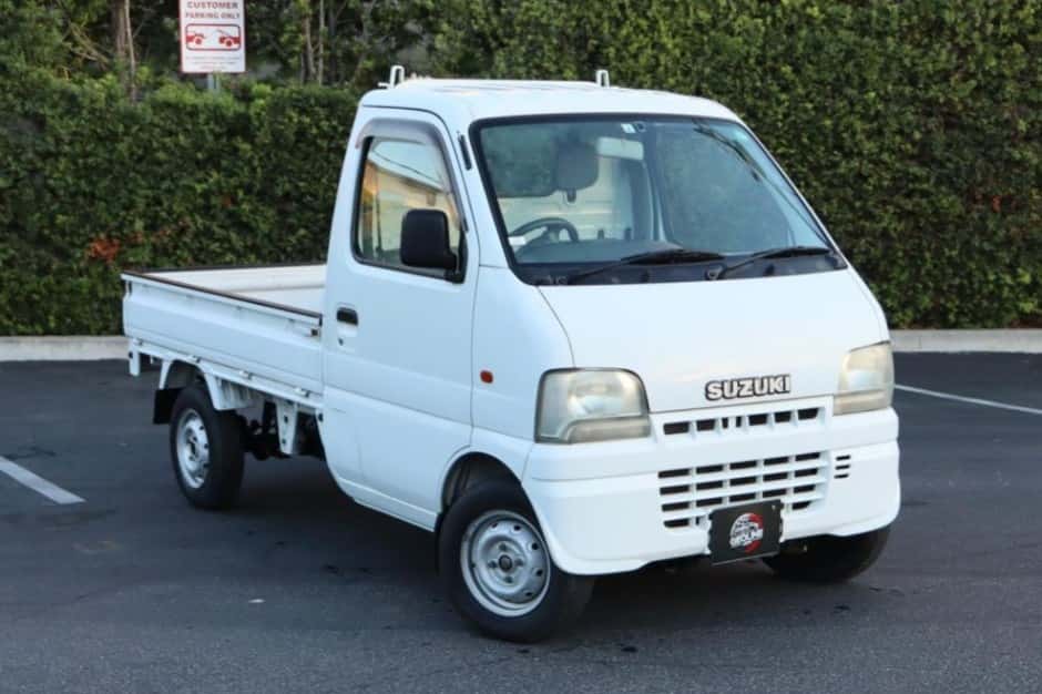 2000 Suzuki Carry sold for $6,500