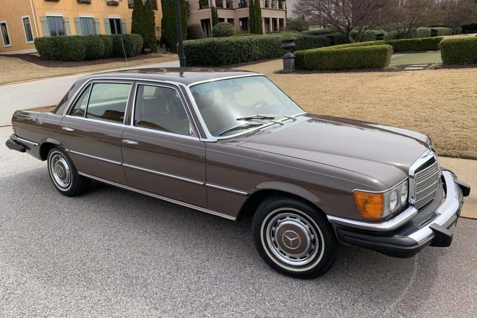 1976 Mercedes-Benz W116 S-Class sold for $19,100