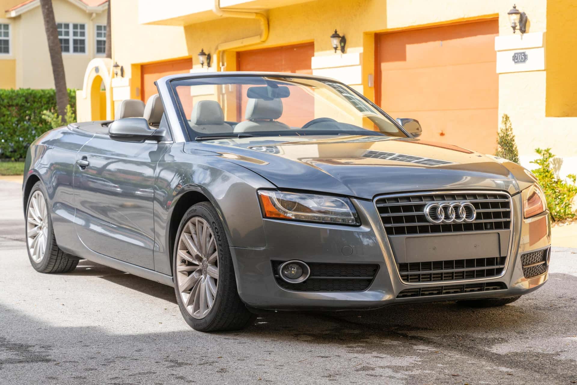 2012 Audi A5 sold for $5,551