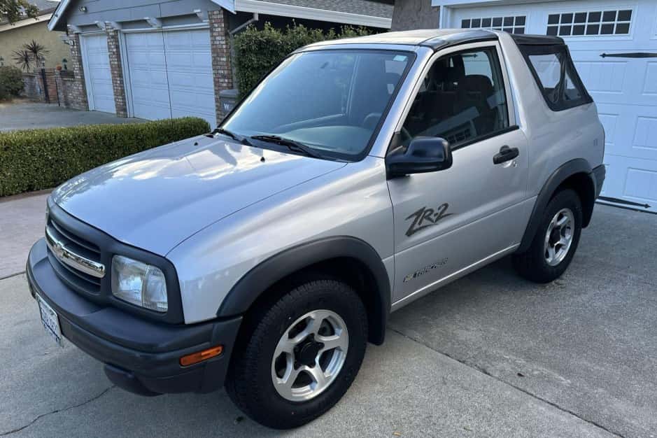 2003 Geo Tracker/Suzuki Sidekick sold for $18,000