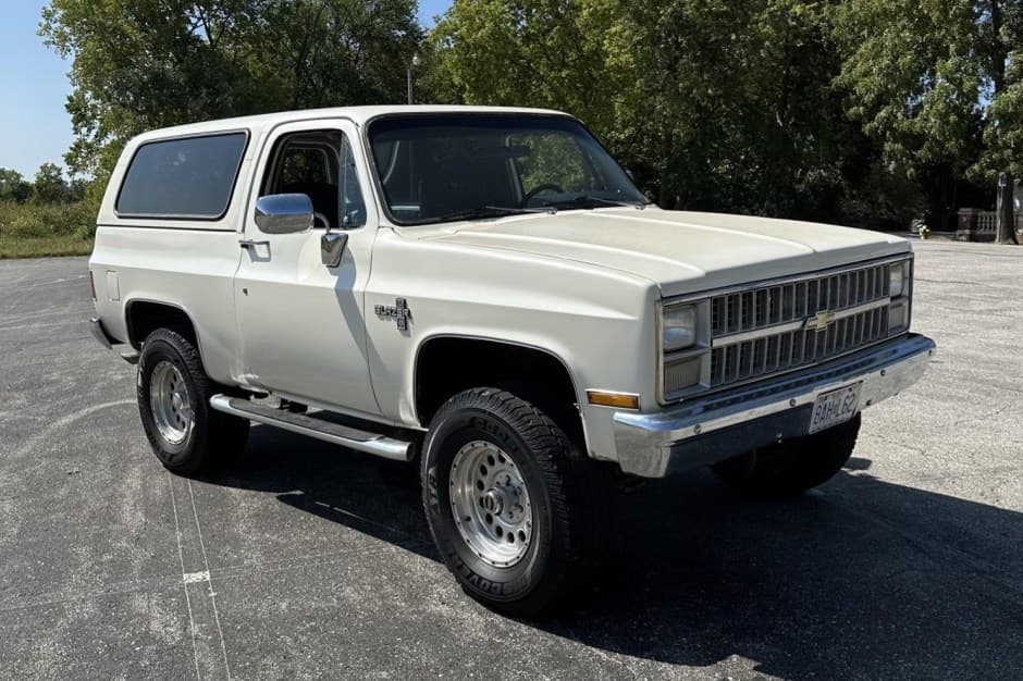 1982 Chevrolet K5 Blazer 1973-1991 sold for $22,000