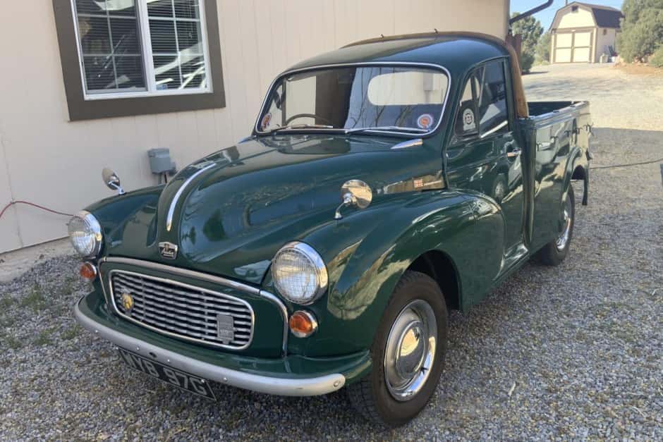 1969 Morris Minor sold for $13,200