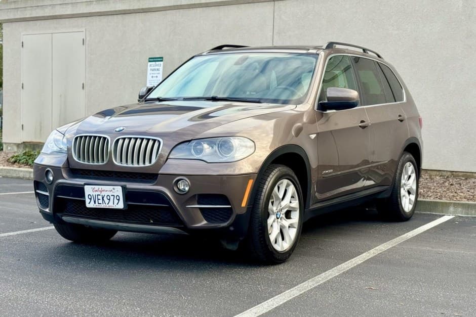 2013 BMW X5 sold for $5,400