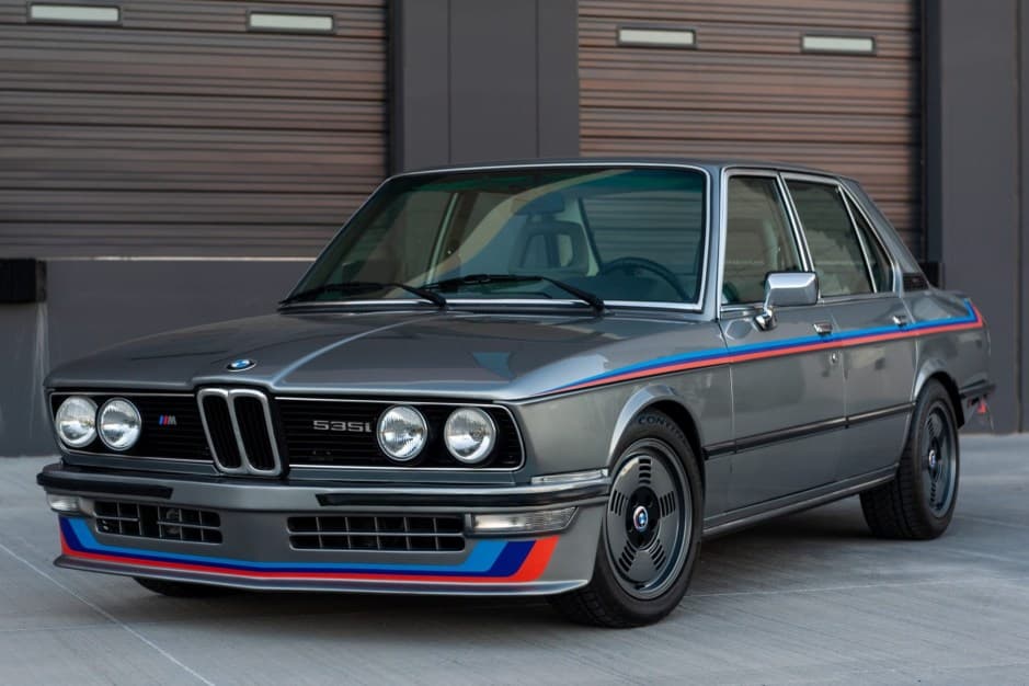 1977 BMW E12 5-Series sold for $26,778
