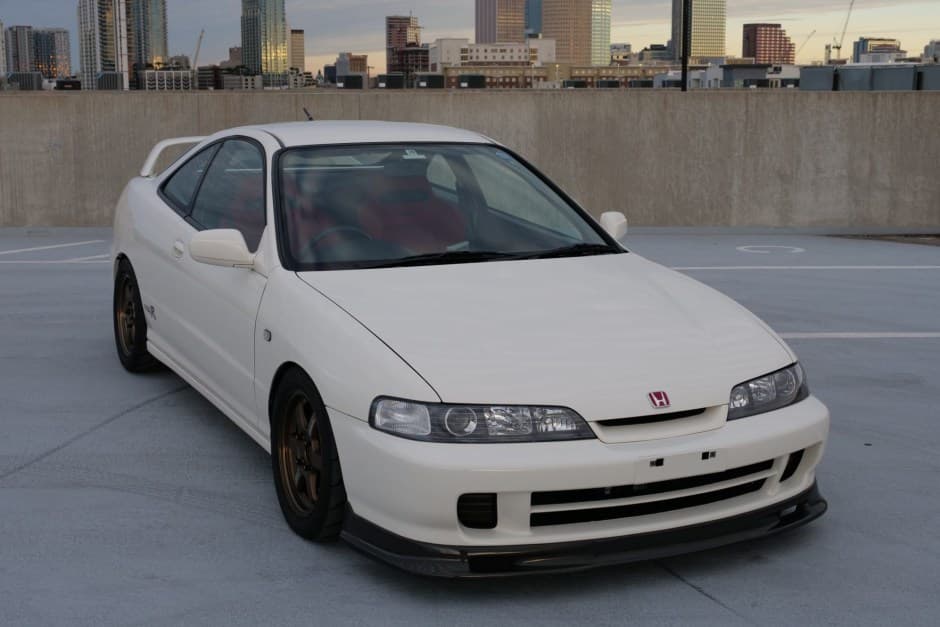 1997 Acura Integra Type R sold for $27,500