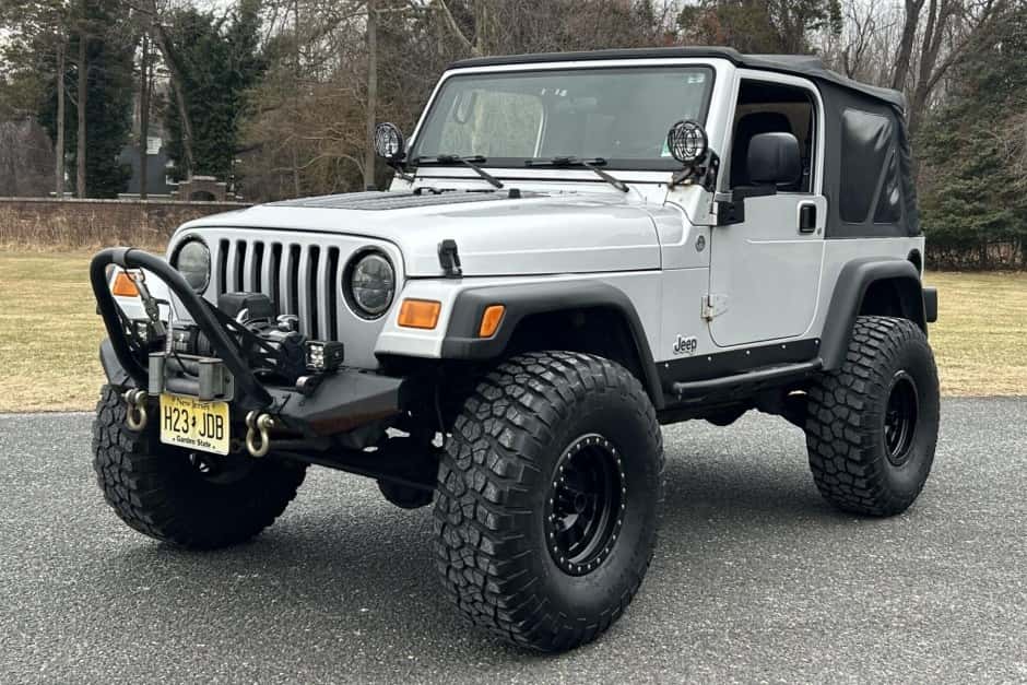 2005 Jeep Wrangler TJ (1997-2006) sold for $8,300