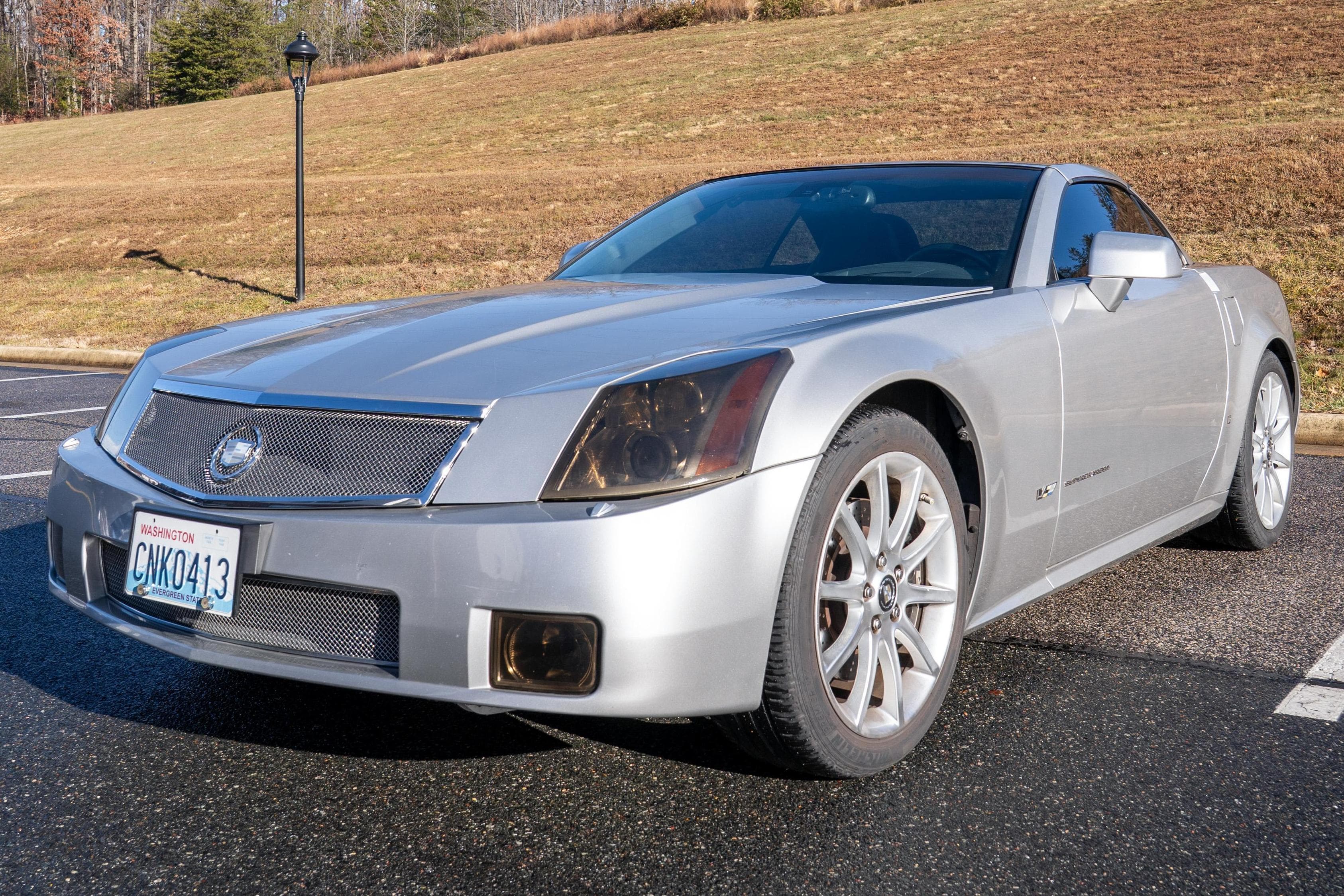 2007 Cadillac XLR-V sold for $21,000