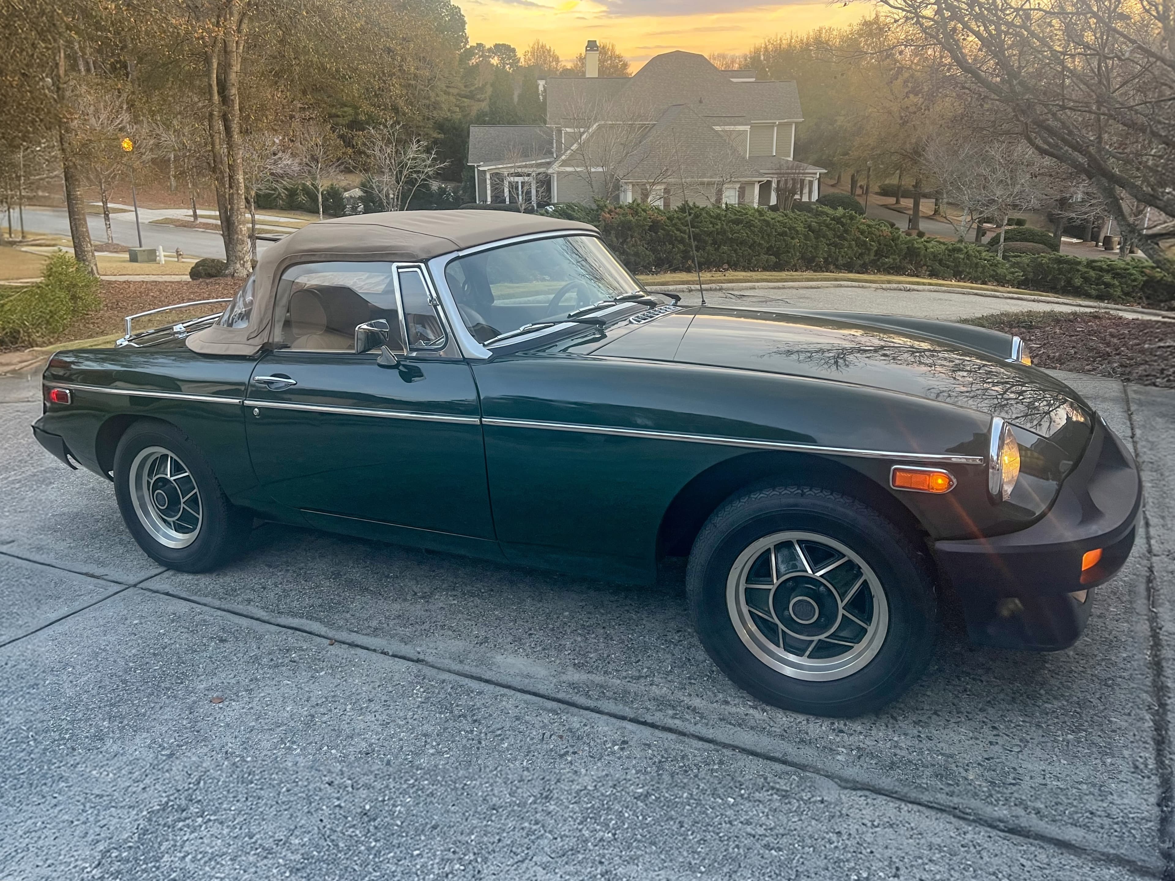 1980 MG MGB sold for $7,307