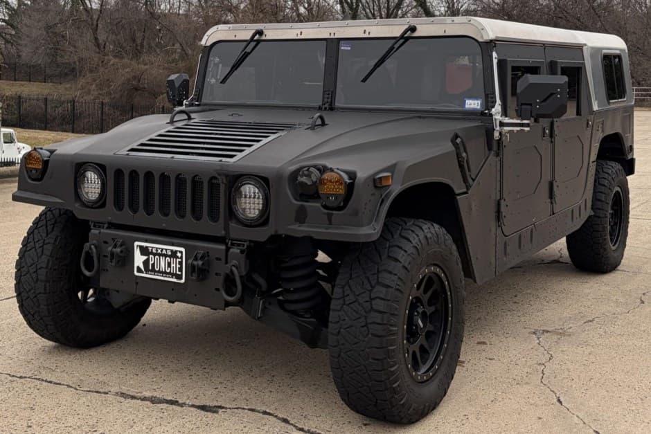 0 Hummer HMMWV/Humvee sold for $26,000