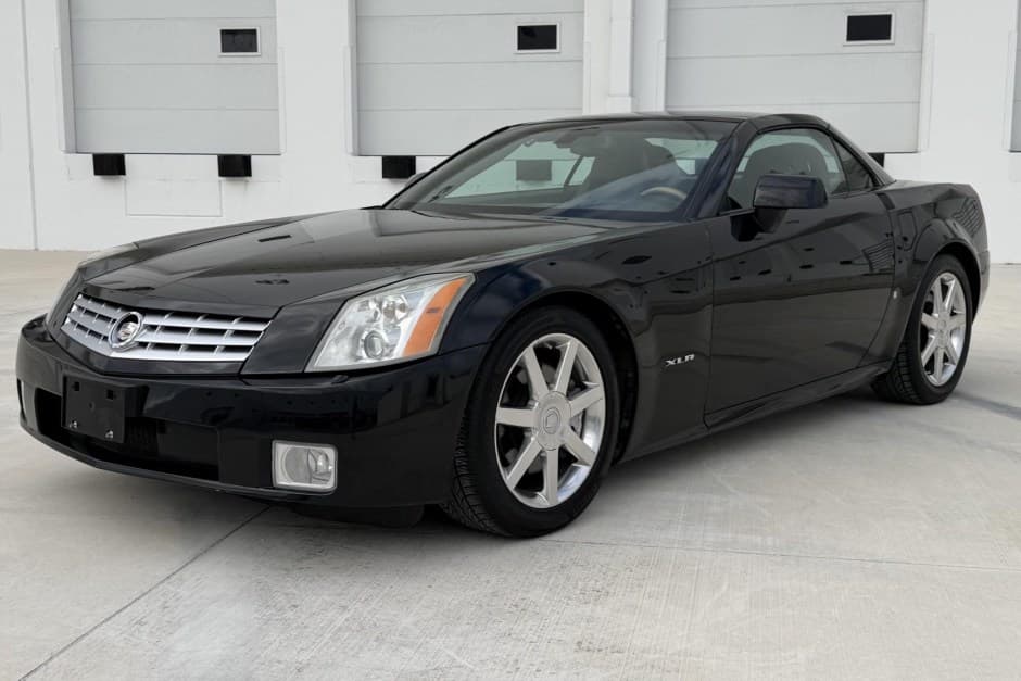 2005 Cadillac XLR sold for $21,500