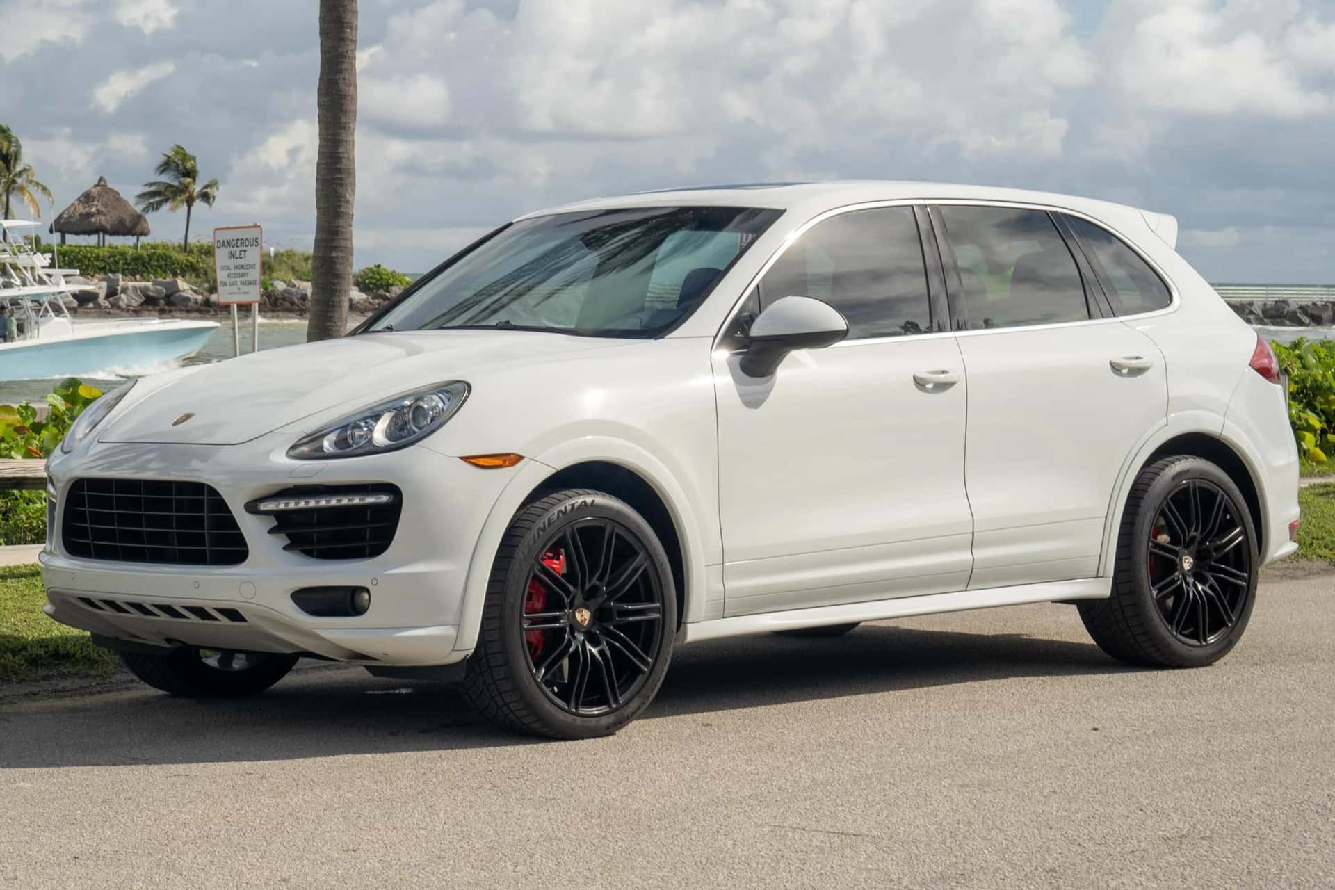 2012 Porsche Cayenne sold for $23,900