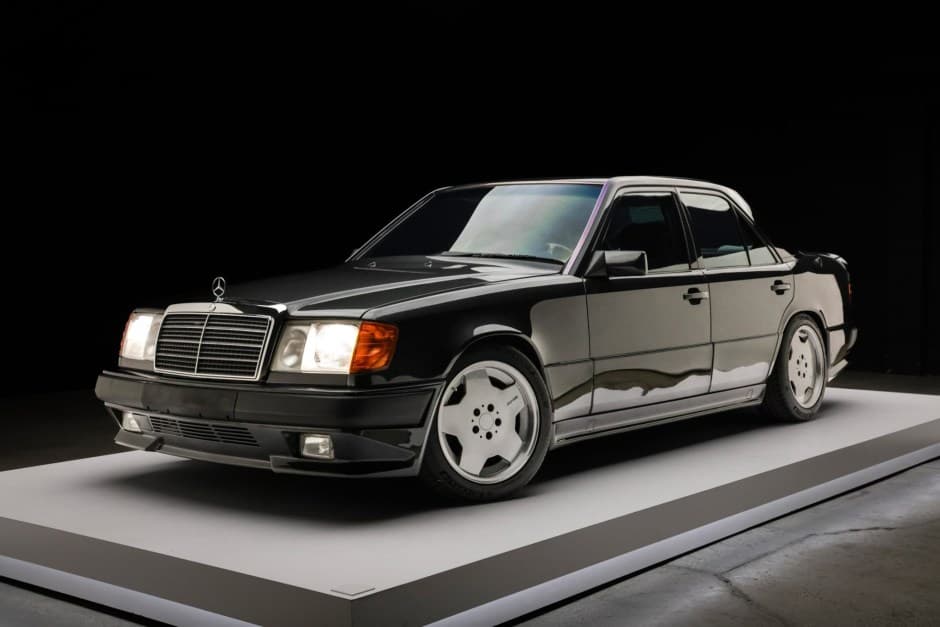 1991 Mercedes-Benz W124 E-Class sold for $115,500