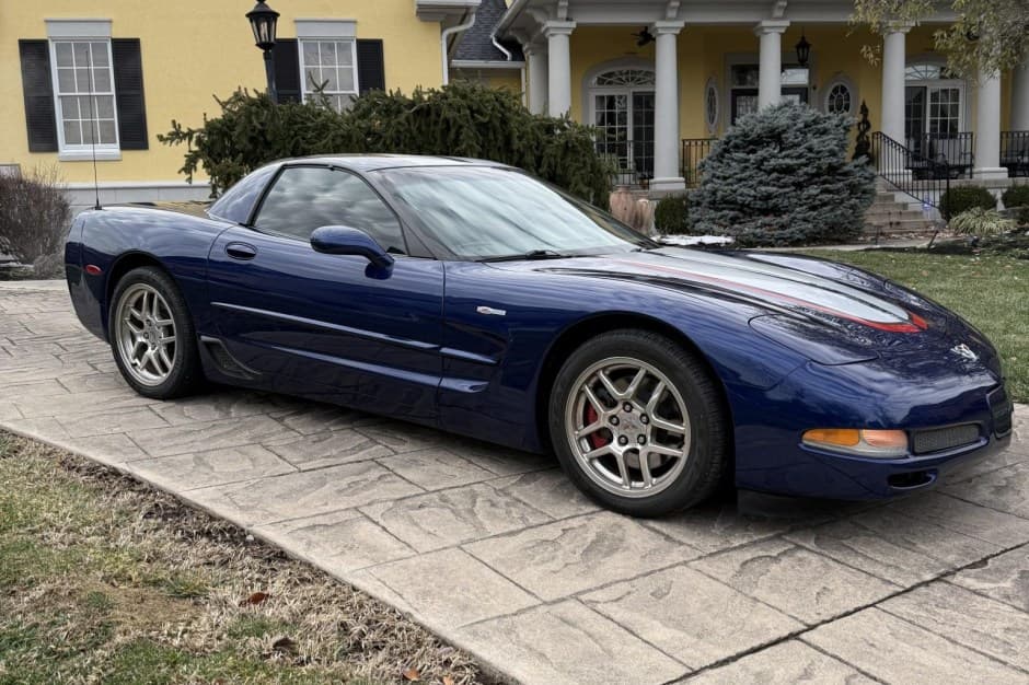 2004 Chevrolet Corvette C5 Z06 sold for $27,750