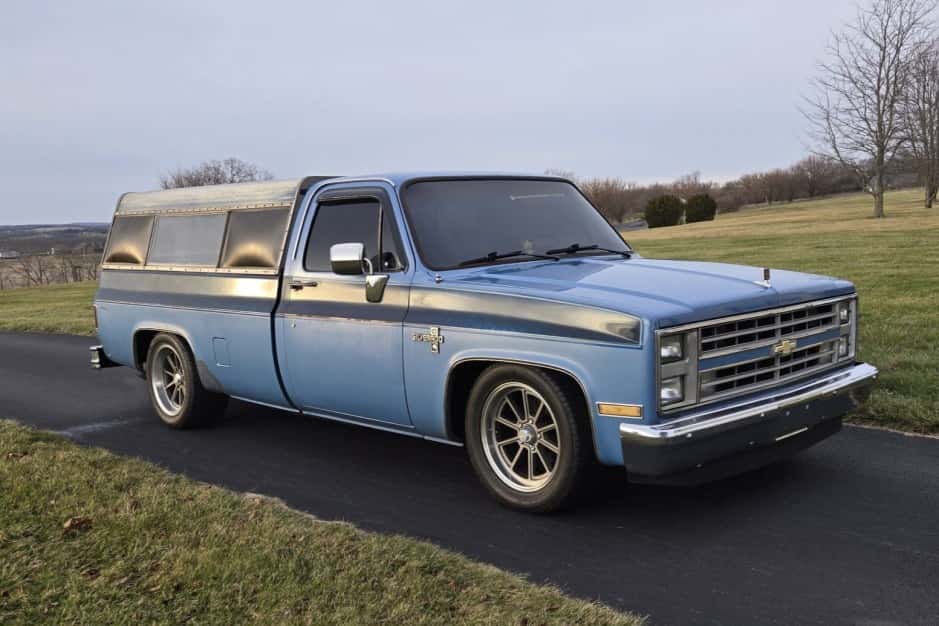 1985 Chevrolet C/K (1973-1991) sold for $14,000