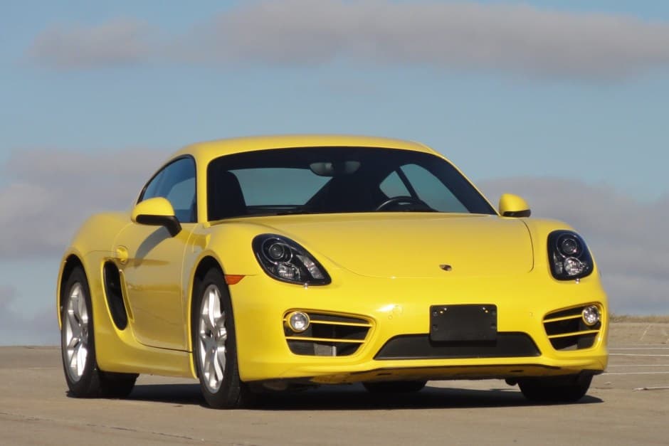 2014 Porsche 981 Cayman sold for $33,500