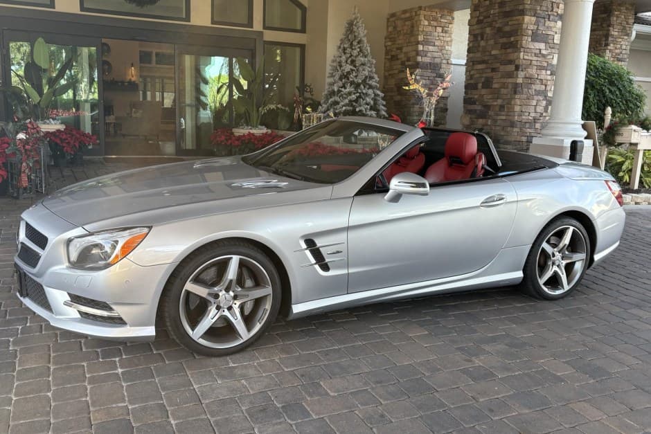 2013 Mercedes-Benz R231 SL sold for $31,850