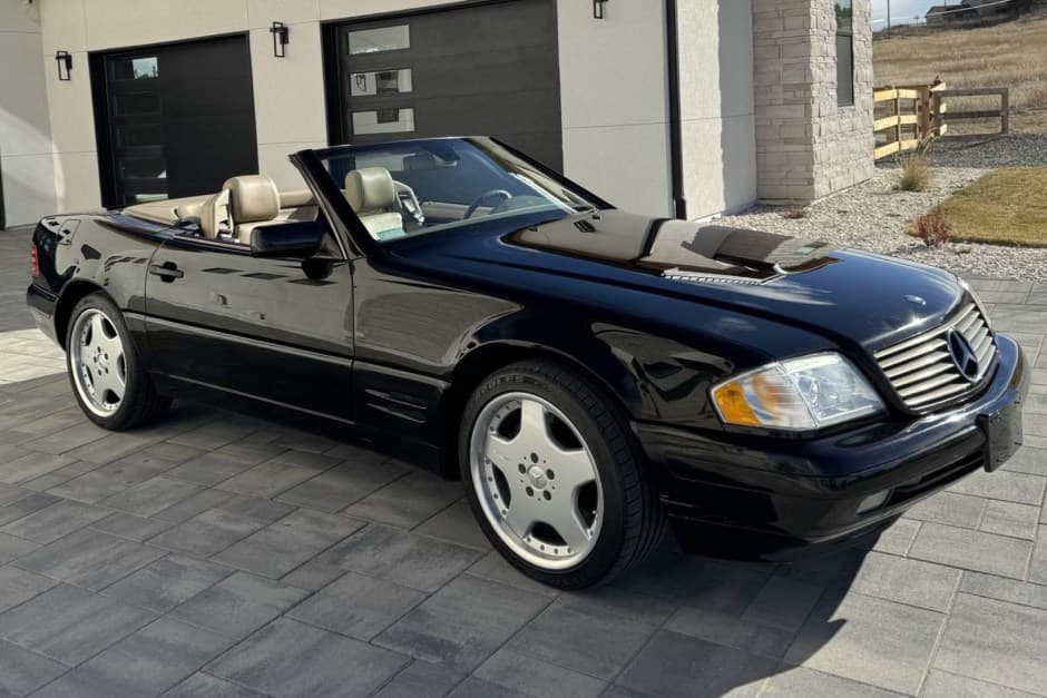 1998 Mercedes-Benz R129 SL sold for $16,200