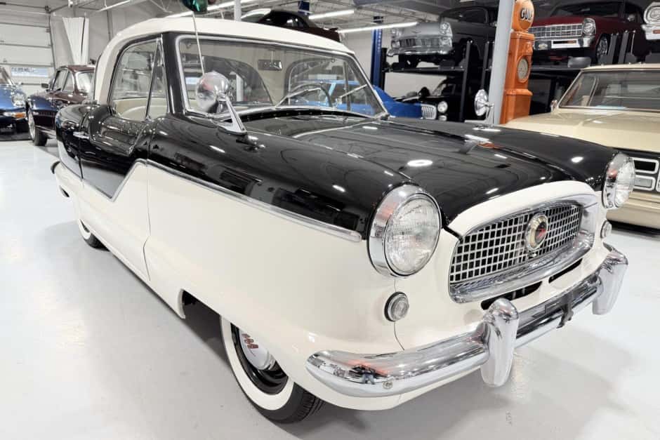 1960 Nash Metropolitan sold for $10,500