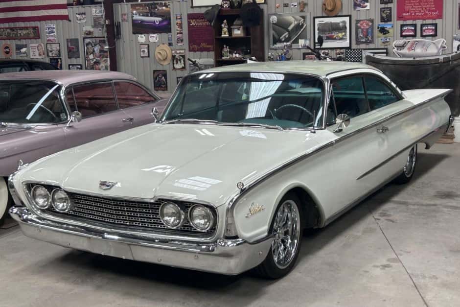 1960 Ford Galaxie sold for $33,500