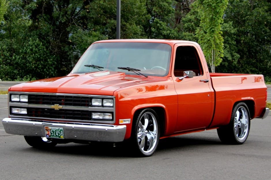 1986 Chevrolet C/K (1973-1991) sold for $29,250