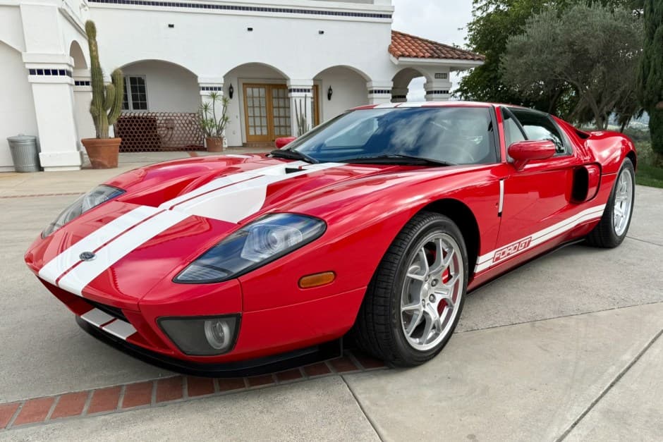 2005 Ford GT 1st Generation sold for $455,000